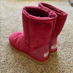 Limited Edition - Ugg Short Boots - Ruby Red